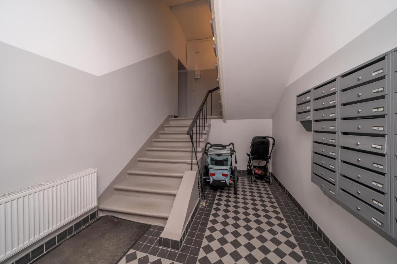 Trendy Top-Floor Stay In Heart Of Riga, Near Bars & Culture Exterior photo