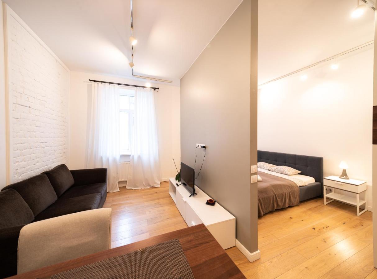 Trendy Top-Floor Stay In Heart Of Riga, Near Bars & Culture Exterior photo